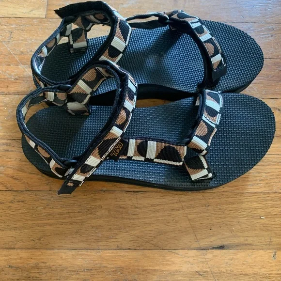Teva Black and Tan Retro pattern Sandals - Picture 2 of 6